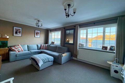 undefined, Porth CF39
