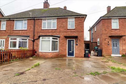 3 bedroom semi-detached house for sale - Clacton on Sea CO15