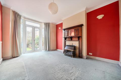 3 bedroom semi-detached house for sale, Casslee Road, London, SE6 4XH