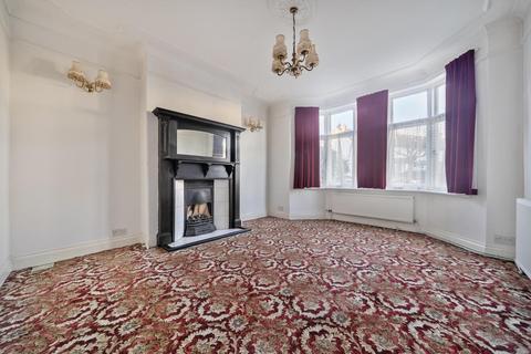 3 bedroom semi-detached house for sale, Casslee Road, London, SE6 4XH