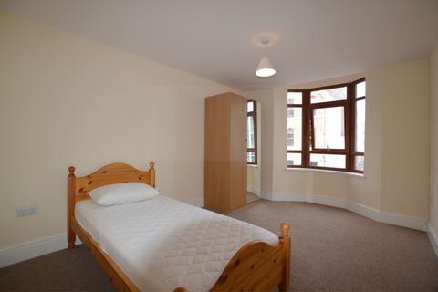 2 bedroom flat to rent, Welford Road, Leicester LE2