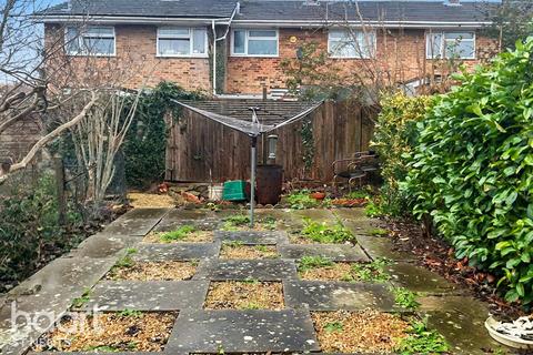 undefined, Kings Gardens, Huntingdon