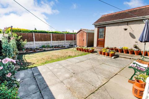 3 bedroom detached bungalow for sale, 33 Gillian Drive, Rhyl, LL18 4TB