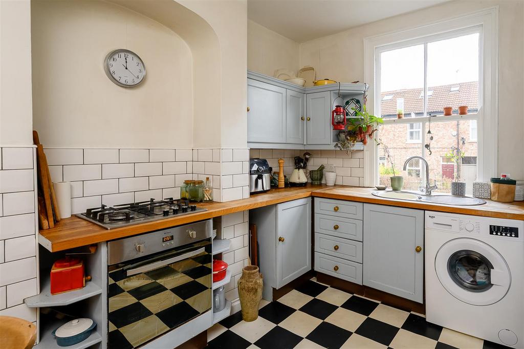 Kitchen dining
