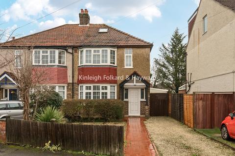 3 bedroom semi-detached house to rent, Kingsway, New Malden, KT3