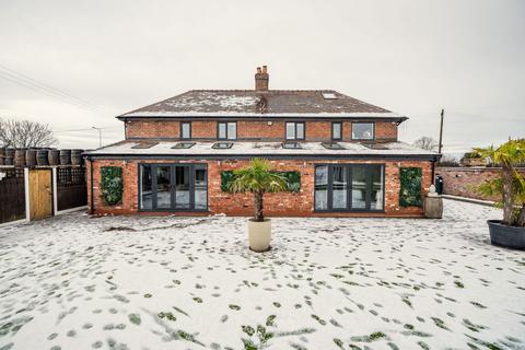 undefined, Chester Road, Knutsford WA16