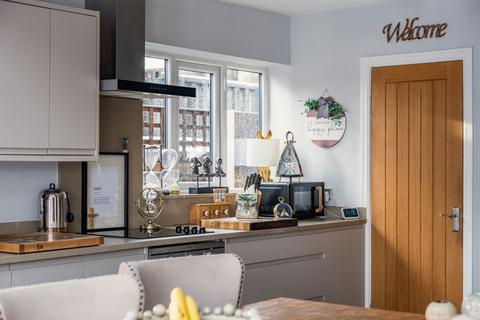 3 bedroom detached house for sale, Chester Road, Knutsford WA16