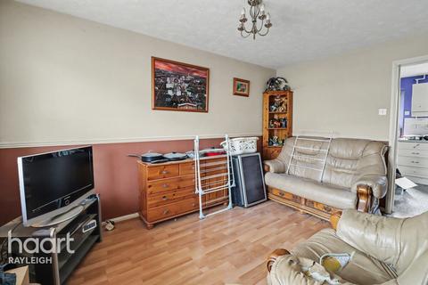 2 bedroom semi-detached house for sale, Stirling Close, Rayleigh