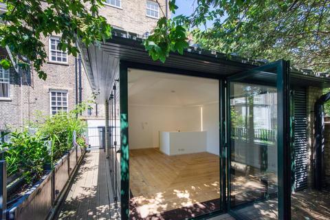 2 bedroom flat to rent, Regent Square, King's Cross, London, WC1H