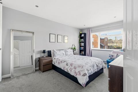 4 bedroom terraced house for sale, Gander Green Lane, Sutton, SM1