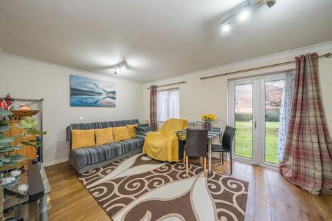 1 bedroom flat for sale, Varsity Drive, Twickenham TW1