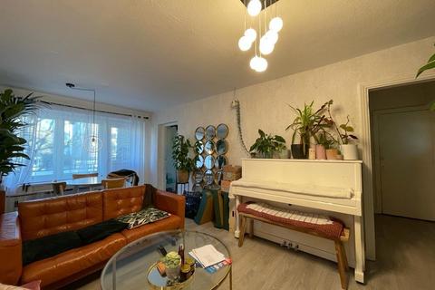 2 bedroom apartment to rent, 46-48 The Drive, East Sussex BN3