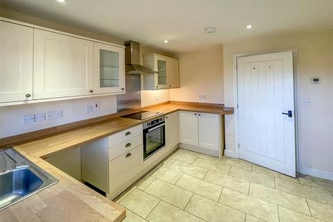 3 bedroom semi-detached house to rent, Guildford Road, Wotton