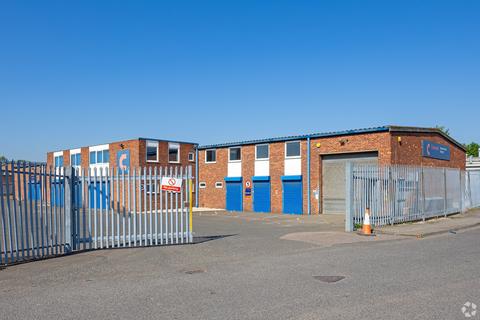 Warehouse to rent, 14-16 Lilac Grv Nottingham NG9 1PF