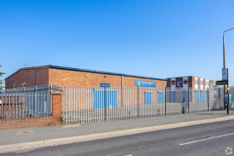 Warehouse to rent, 14-16 Lilac Grv Nottingham NG9 1PF