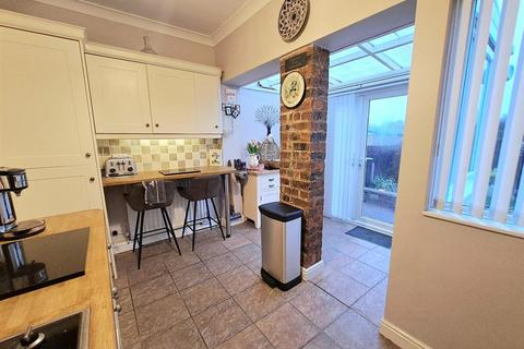 2 bedroom semi-detached house for sale, Chaffcombe Road, Sheldon, Birmingham