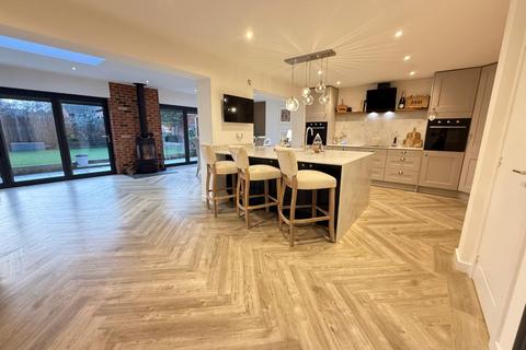 undefined, Harlestone Road, Northampton NN5
