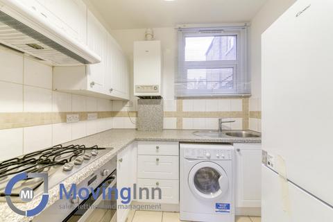 Studio to rent, Gleneldon Road, Streatham, SW16 2BH
