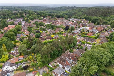 undefined, The Avenue, Grayshott, Hindhead