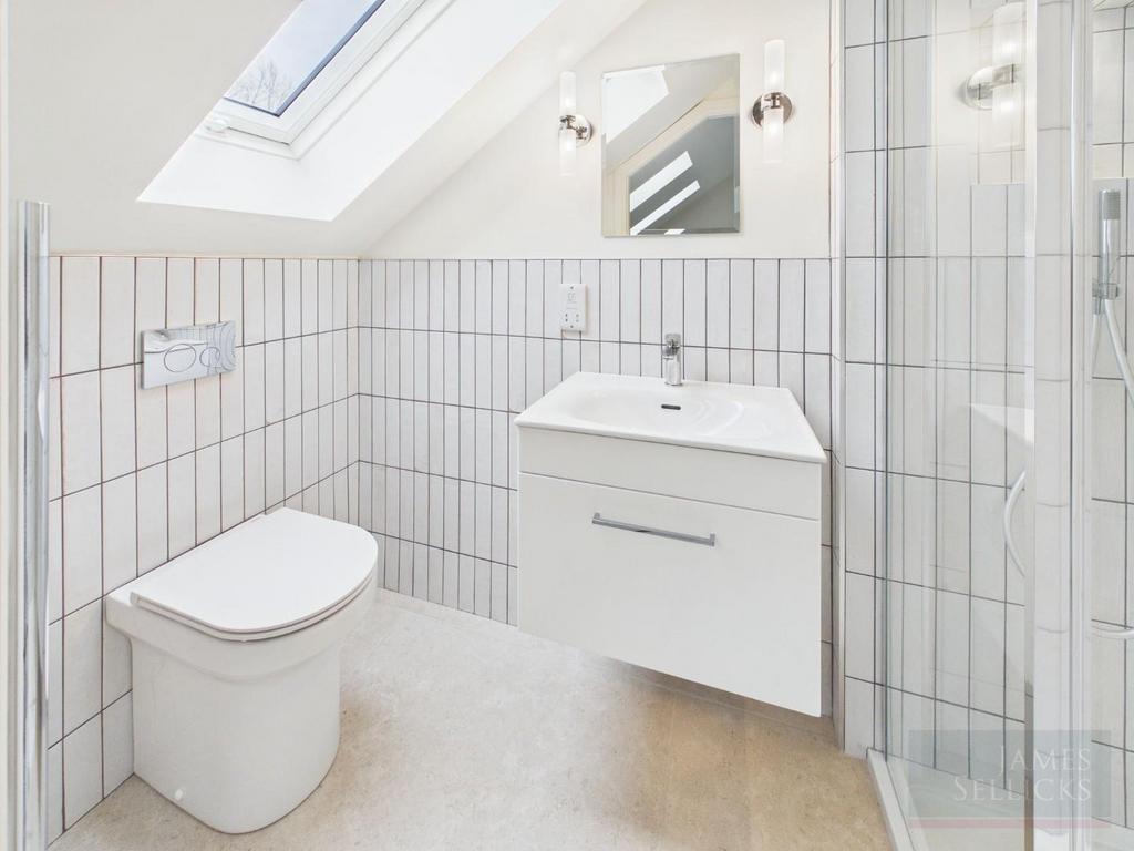 Master En-Suite