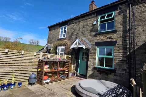 2 bedroom terraced house for sale, Moor End Road, Mellor