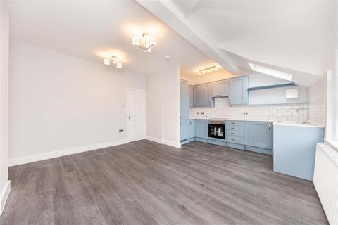 1 bedroom flat for sale, 58 Alexandra Road, London N8