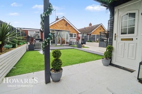 2 bedroom link detached house for sale, Westerley Way, Caister-on-Sea