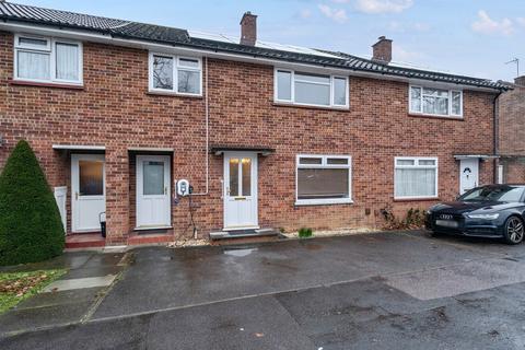 Priestwood Avenue, Bracknell, Berkshire