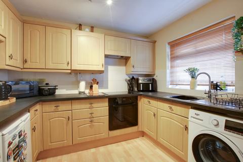 2 bedroom house for sale, CYGNET COURT, FAREHAM