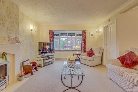undefined, Elm View Road, Benfleet, SS7
