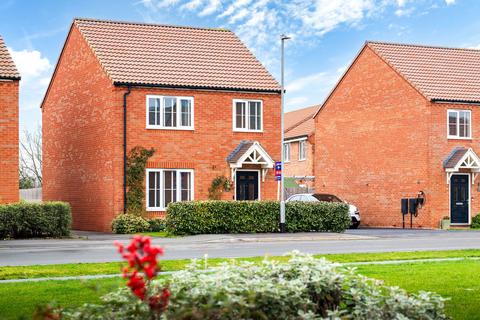 4 bedroom detached house for sale - Field Avenue, Saxilby LN1