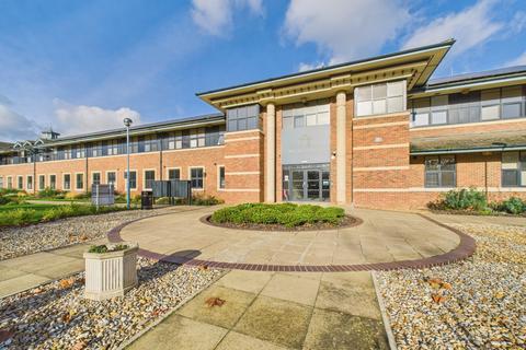 2 bedroom apartment to rent, Ascot House, Peterborough PE2