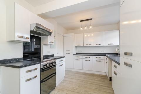 3 bedroom semi-detached house for sale, Ashfields, Watford, WD25
