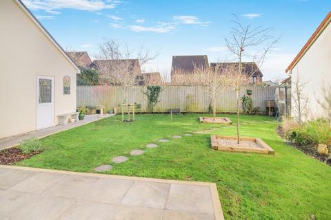 4 bedroom detached house for sale, Immaculately presented family home ideally situated within peaceful Congresbury cul de sac