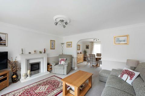 4 bedroom detached house for sale, Beech Close, Huntingdon PE28