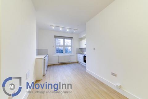 Studio to rent, Telford Avenue, Streatham Hill, SW2 4XE