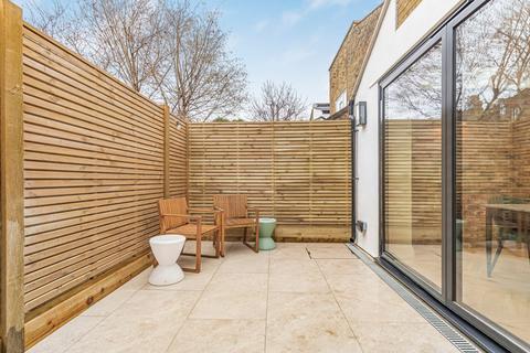 2 bedroom flat for sale, Ravensbury Road, Earlsfield, London, SW18