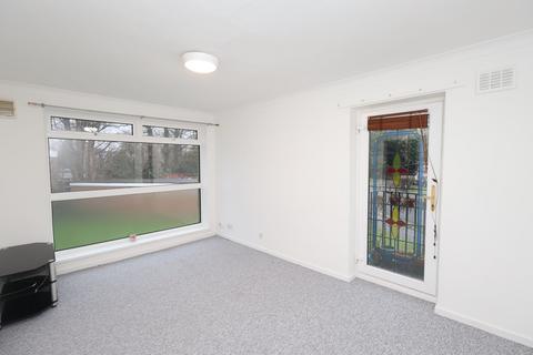 1 bedroom flat for sale, Hackness Road, Meadow Court, M21