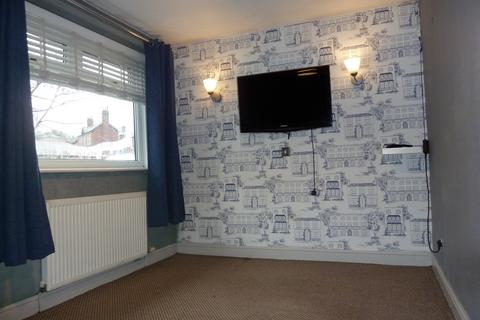 undefined, Lyndhurst View, Dukinfield, Cheshire, SK16 4XL