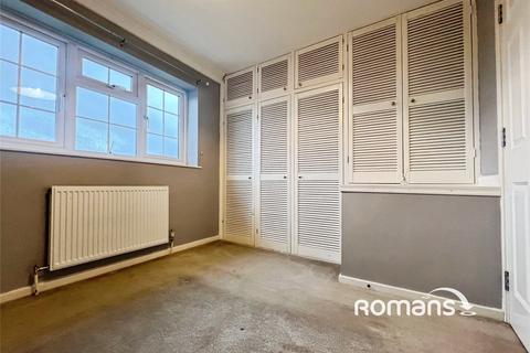 undefined, Nicholas Gardens, High Wycombe, Buckinghamshire, HP13