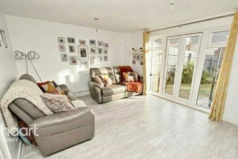 4 bedroom end of terrace house for sale, Flycatcher Road, Corby