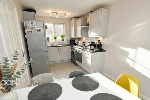 4 bedroom end of terrace house for sale, Flycatcher Road, Corby