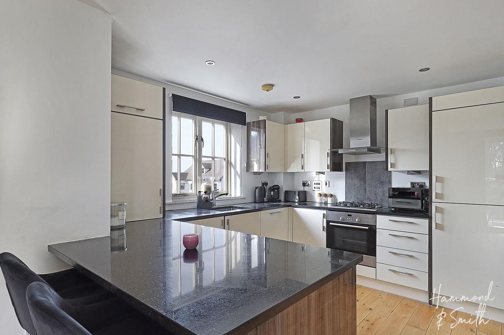 Open Plan Kitchen / Living / Dining