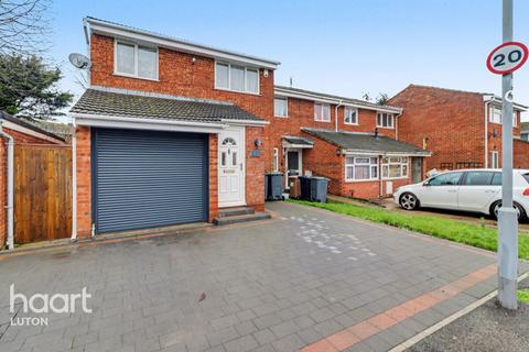 3 bedroom semi-detached house for sale, Dunsmore Road, Luton