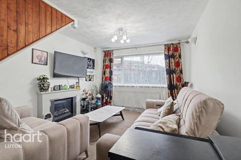 3 bedroom semi-detached house for sale, Dunsmore Road, Luton