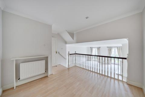 4 bedroom terraced house for sale, Allen House Park, Surrey GU22