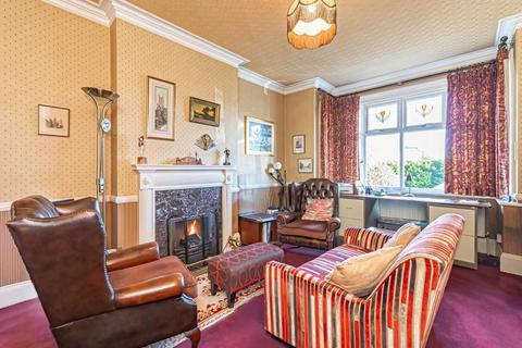 4 bedroom detached house for sale, Southcourt Road, Leighton Buzzard