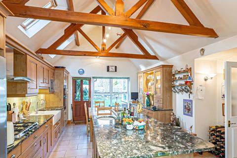 4 bedroom detached house for sale, Southcourt Road, Leighton Buzzard