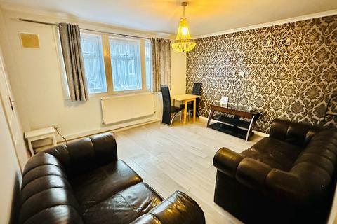 undefined, BEAUTIFUL 4 BED HOUSE | 3 TOILETS | AVAILABLE NOW , Loughton IG10