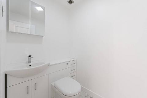 2 bedroom flat for sale, Warwick Gardens, Earls Court, London, W14